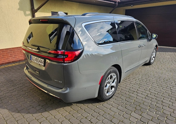 Chrysler Pacifica cena 245877 przebieg: 26278, rok produkcji 2022 z Złotów małe 704